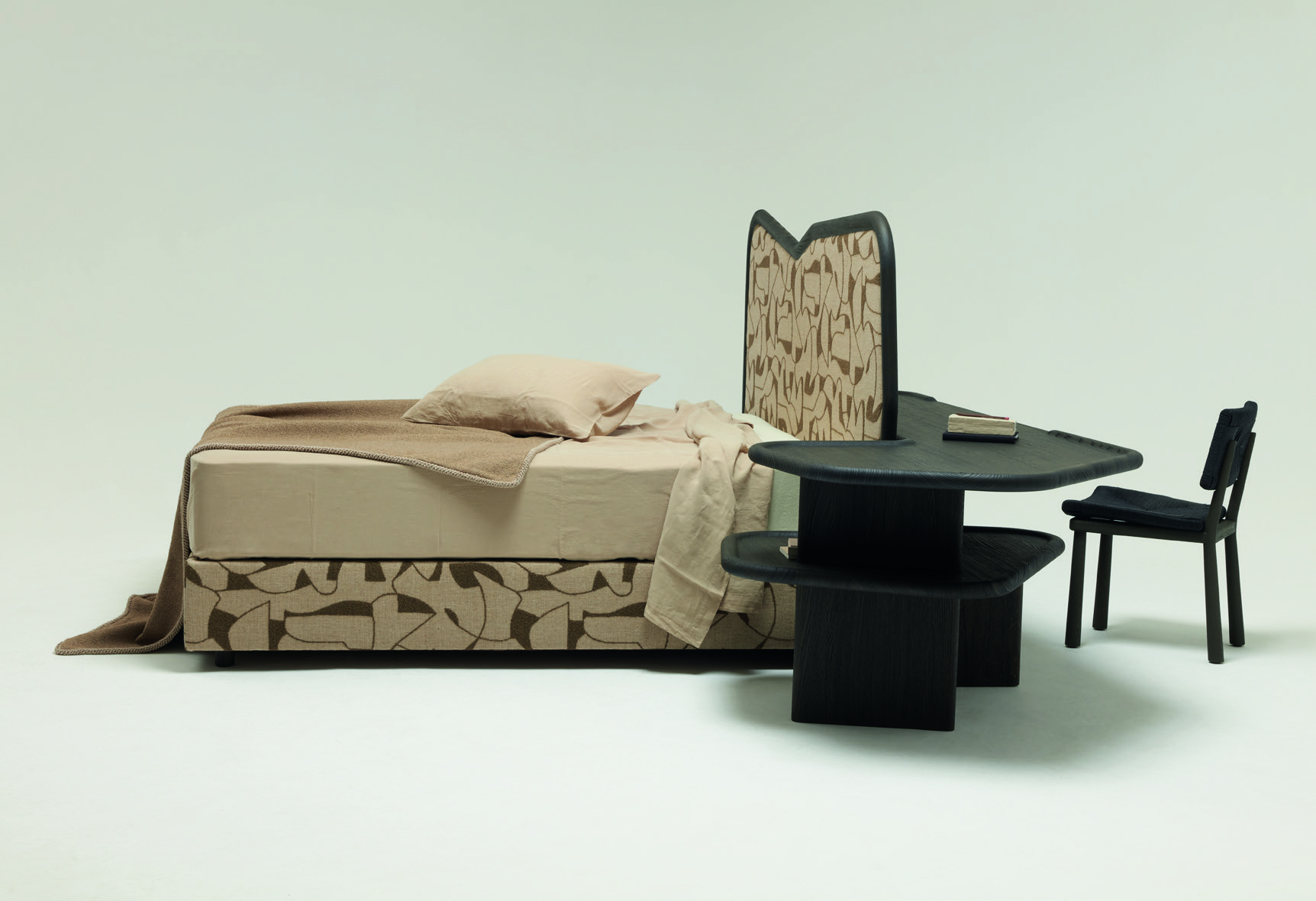 IBO Bed Console