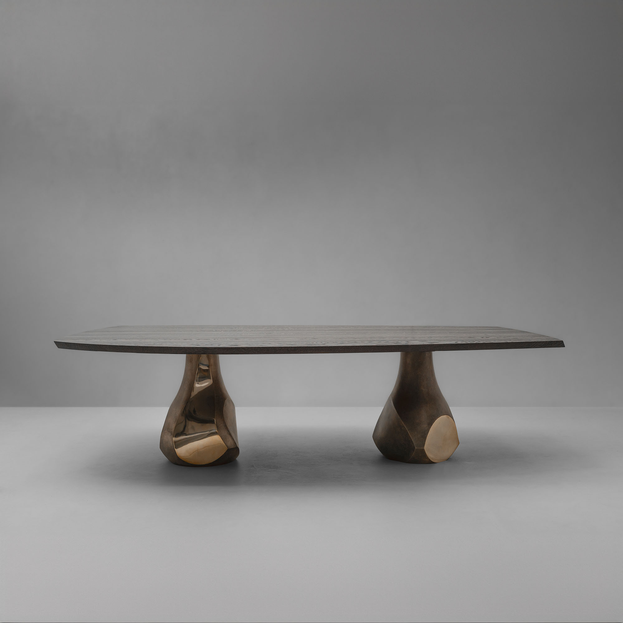 Pukka Dining Table