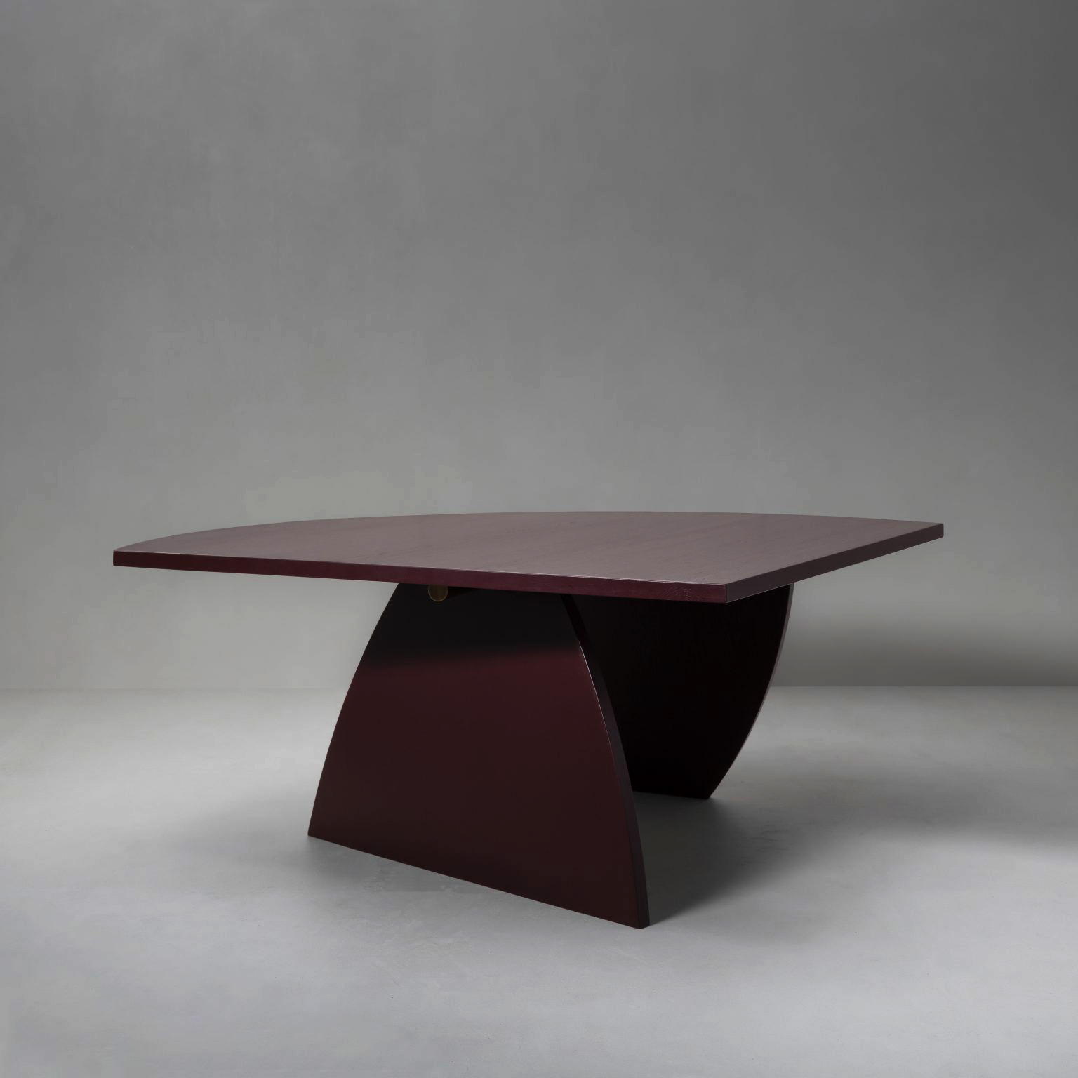 T-Elements Dining Table