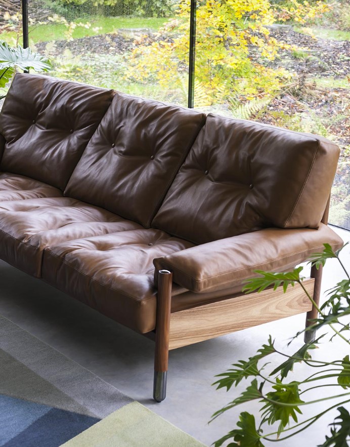 Sella Sofa