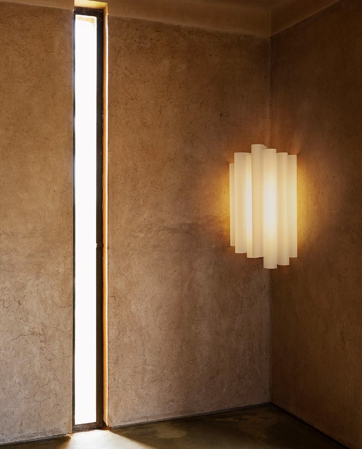 Vertical Nest Wall & Floor Lamp