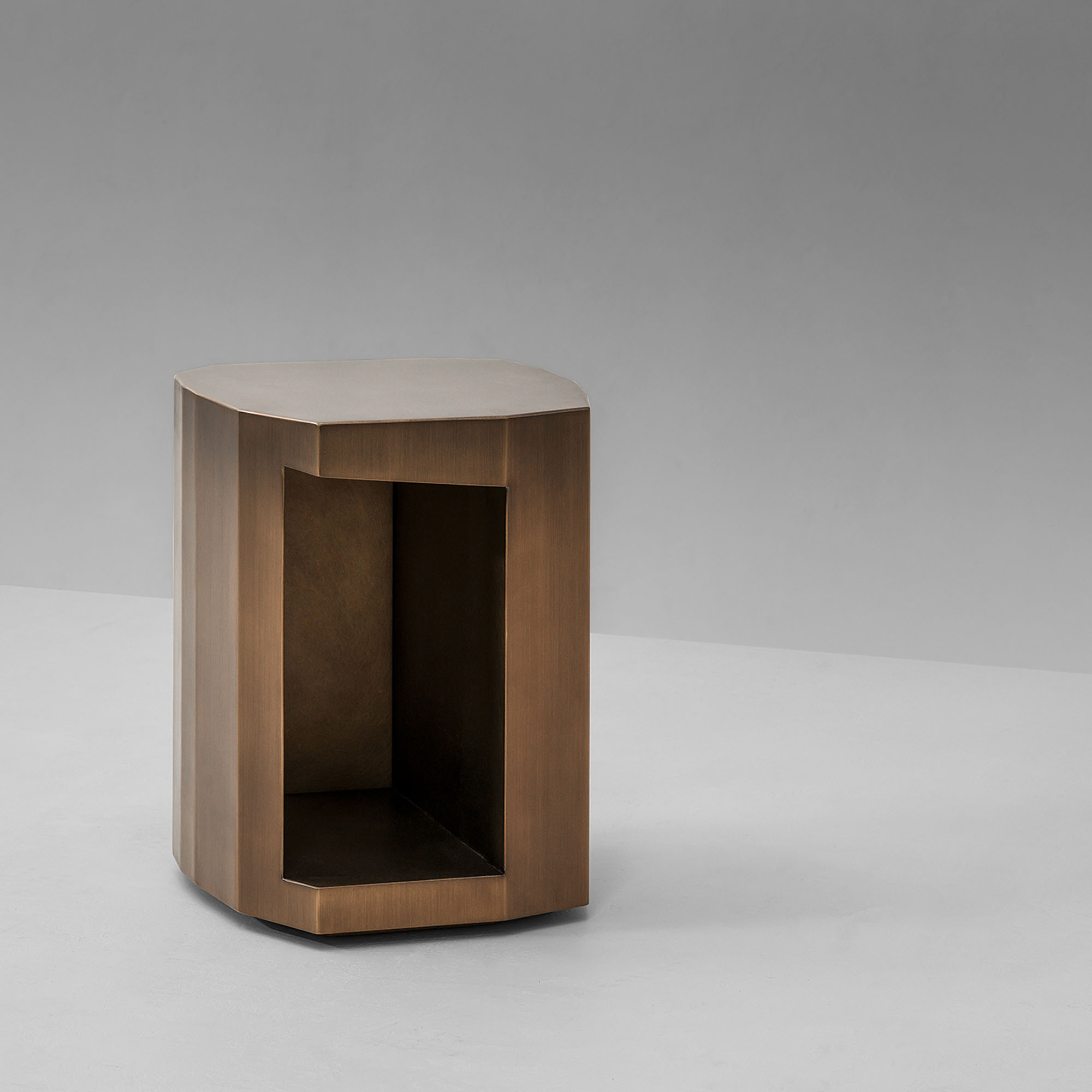 CAIRN Side Table