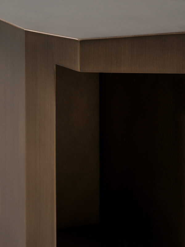 CAIRN Side Table - Image 4