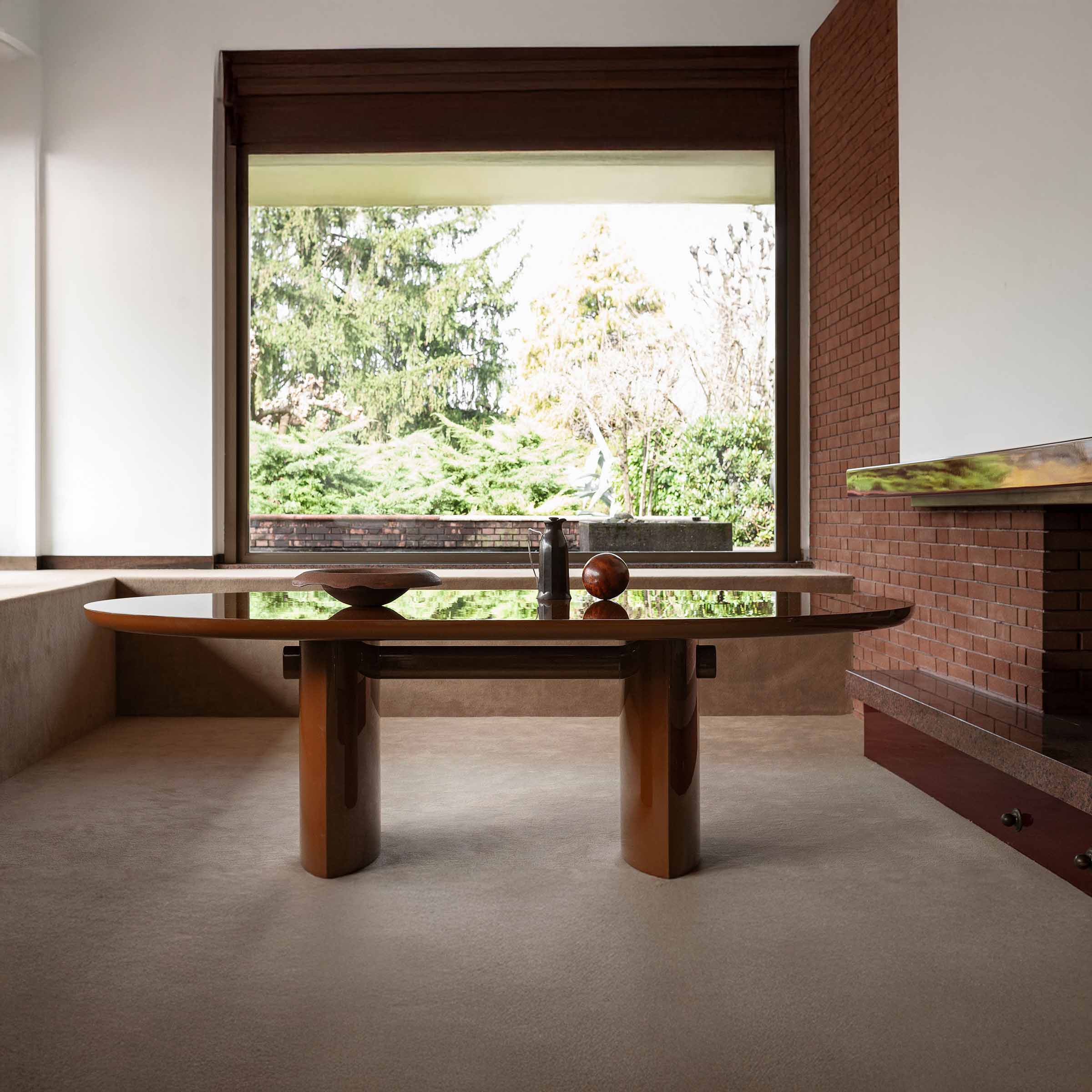 Torii Love Dining Table