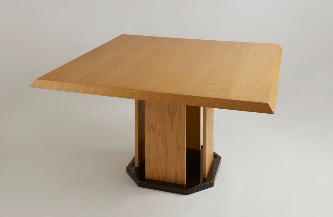 Le Bavarois /The Bavarian Table