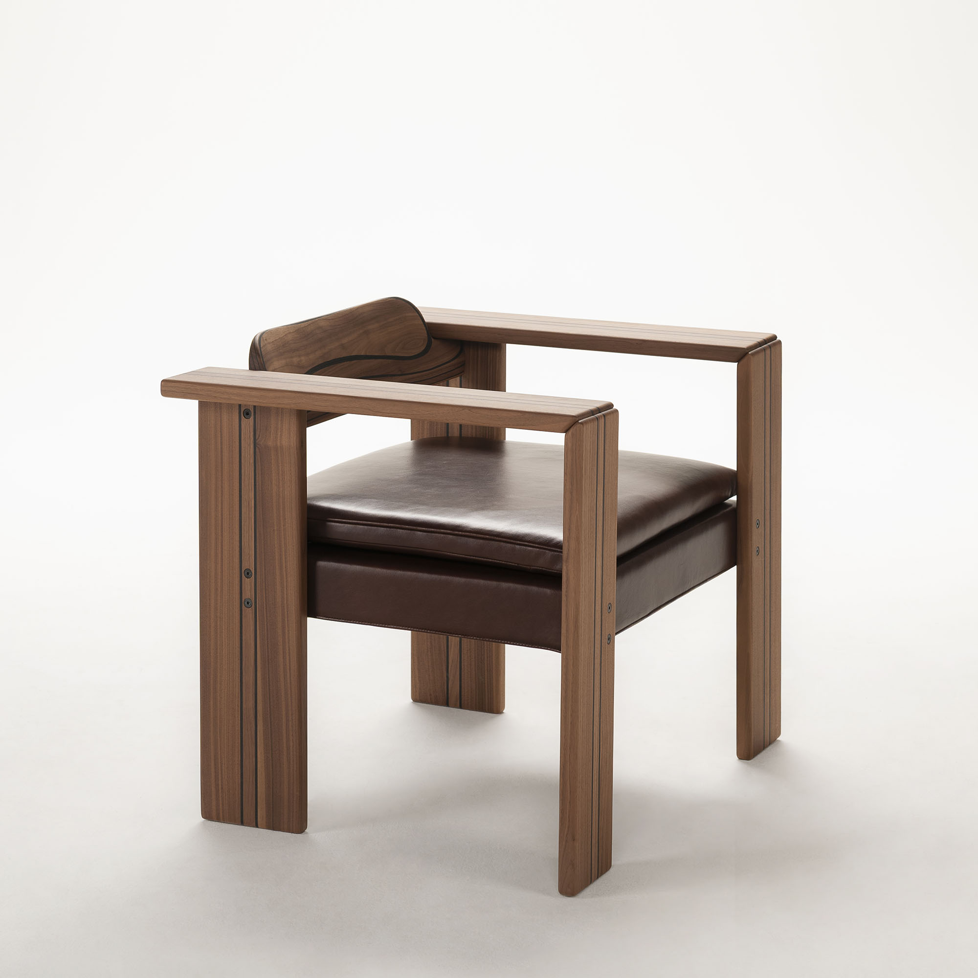 Artona Chair