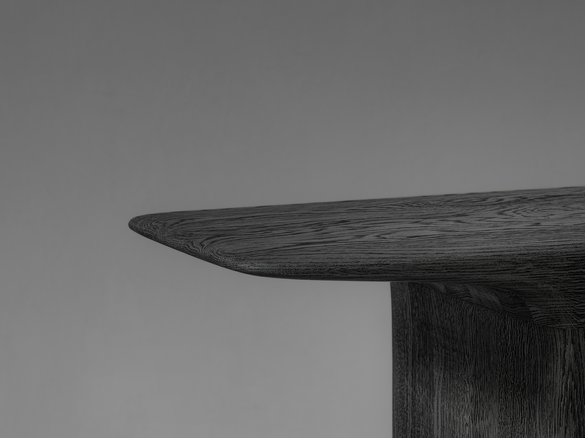 CLIPS Symmetrical Side Table