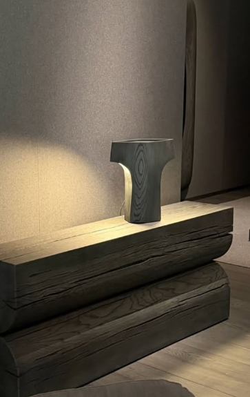 FLEET Table Lamp