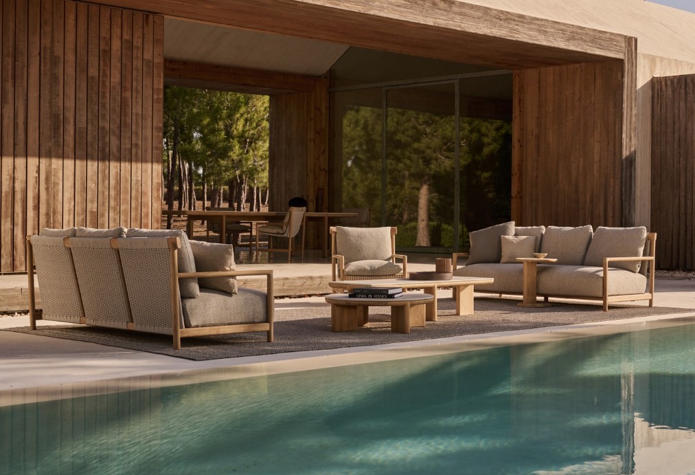 Amanu 3-Seat Sofa