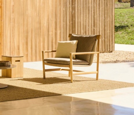 Amanu Lounge Chair