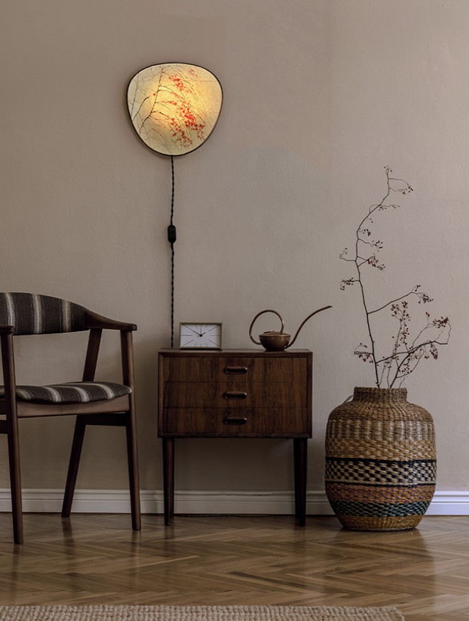 Pink Tree Wall Lamp