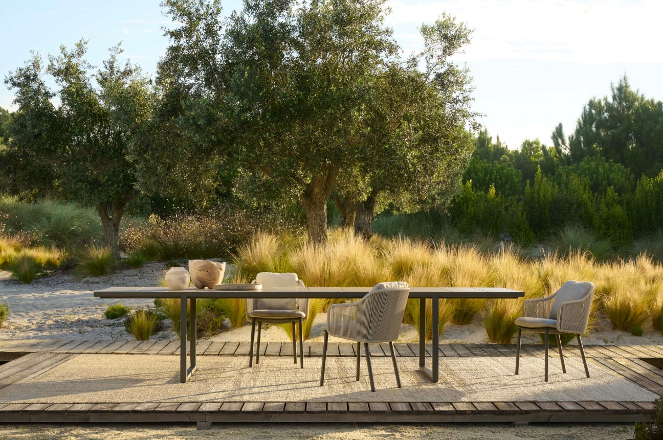 Senja Armchair